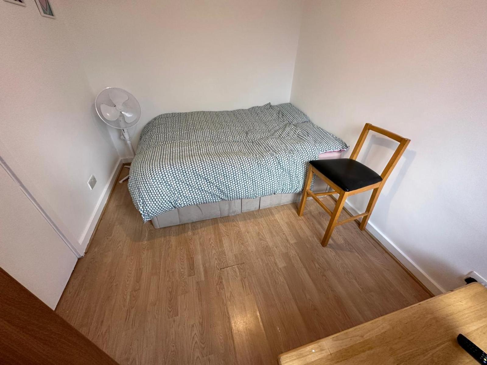 Appartamento Newbury Londra Esterno foto